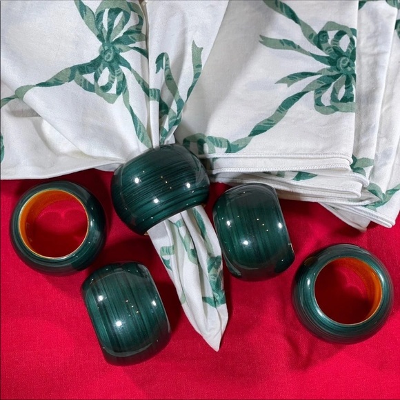 5 Napkin Rings - Picture 2 of 2